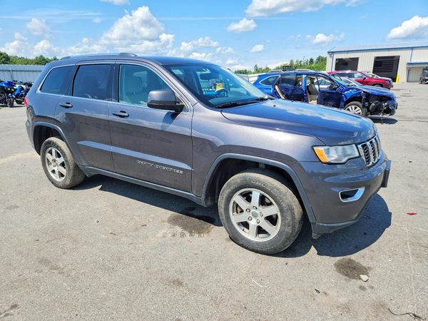 2017 JEEP GRAND CHEROKEE LAREDO 4X4