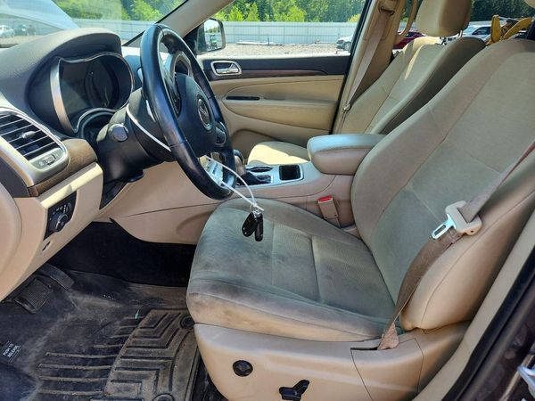 2017 JEEP GRAND CHEROKEE LAREDO 4X4