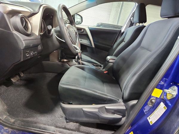 2015 TOYOTA RAV4 LE (X Grade)