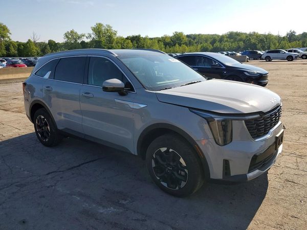 2024 KIA SORENTO