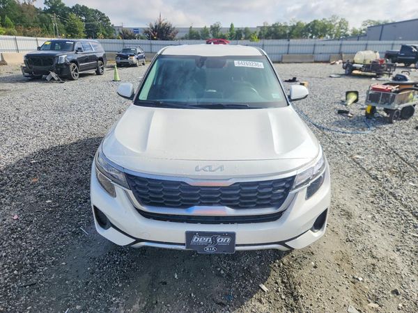 2022 KIA SELTOS LX