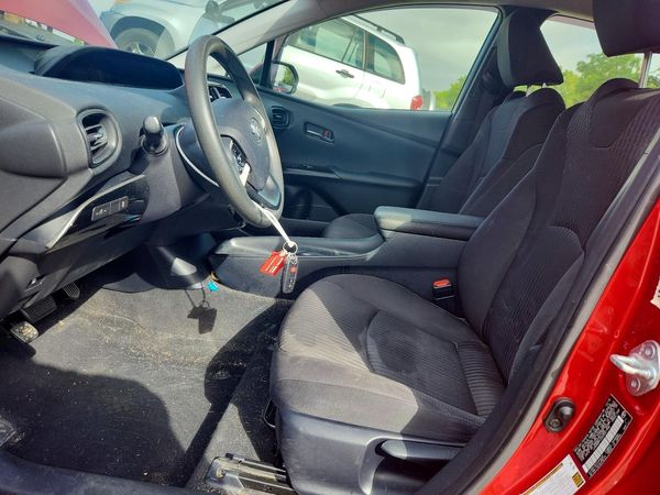 2016 TOYOTA PRIUS One/Two