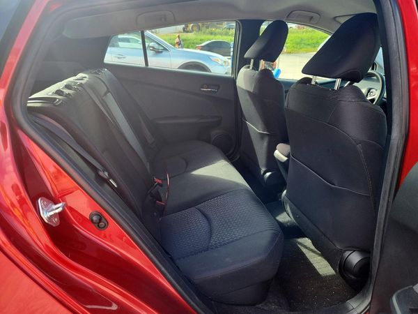 2016 TOYOTA PRIUS One/Two