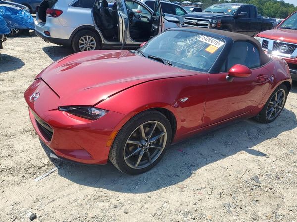 2019 MAZDA MX-5 MIATA Grand Touring (Soft Top)