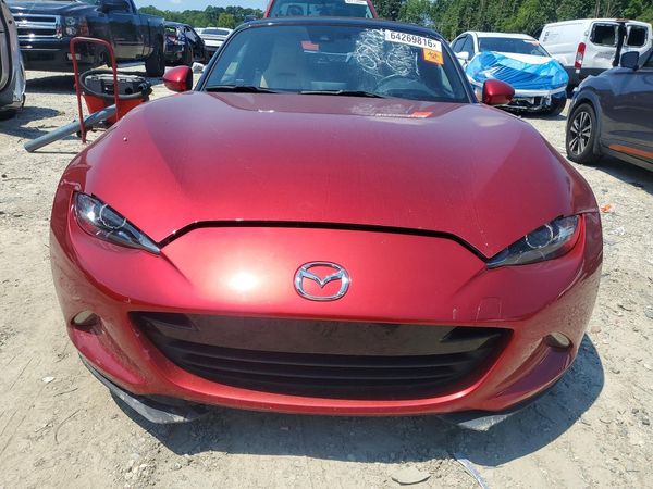 2019 MAZDA MX-5 MIATA Grand Touring (Soft Top)