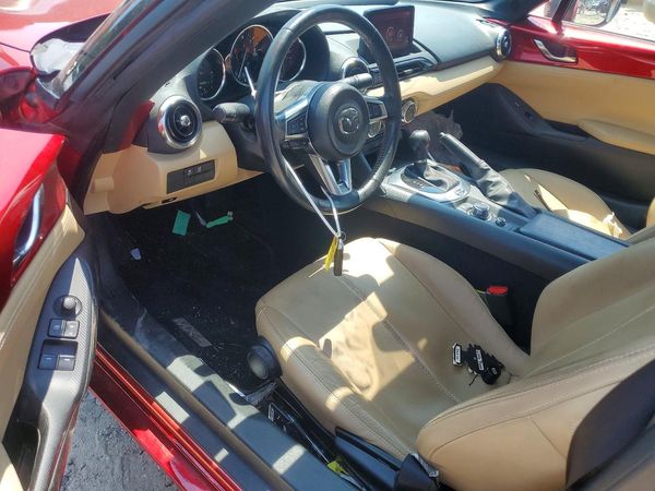 2019 MAZDA MX-5 MIATA Grand Touring (Soft Top)