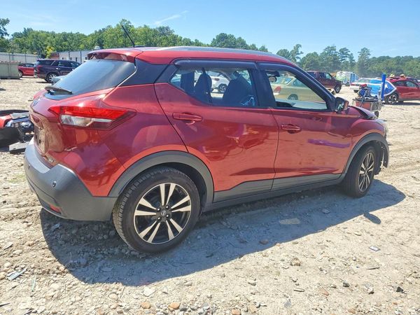 2020 NISSAN KICKS