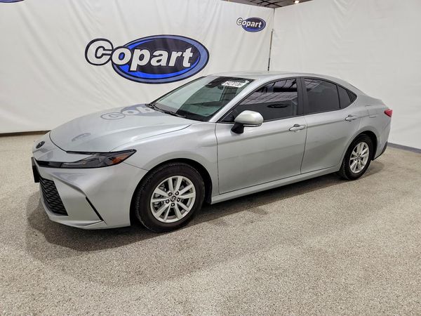 2025 TOYOTA CAMRY