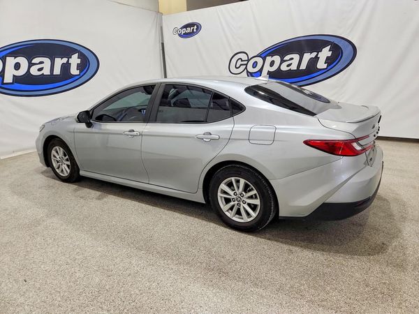 2025 TOYOTA CAMRY