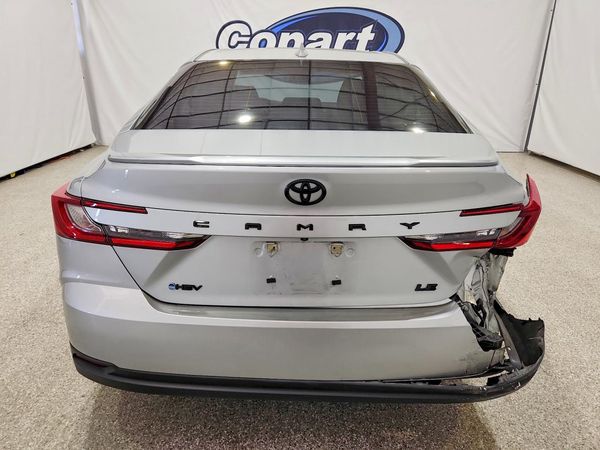 2025 TOYOTA CAMRY