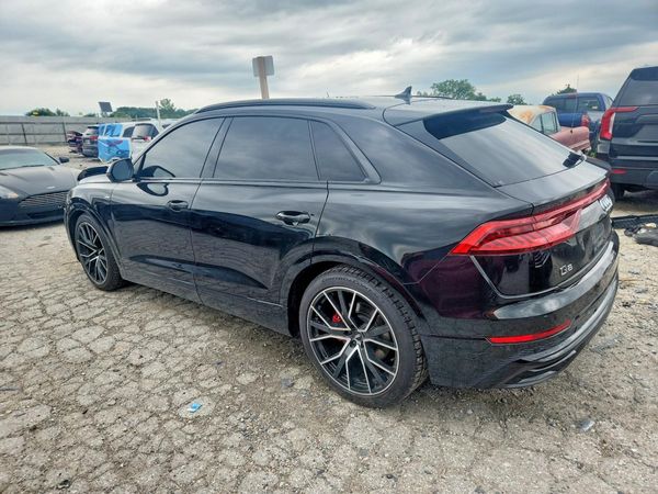 2020 AUDI Q8