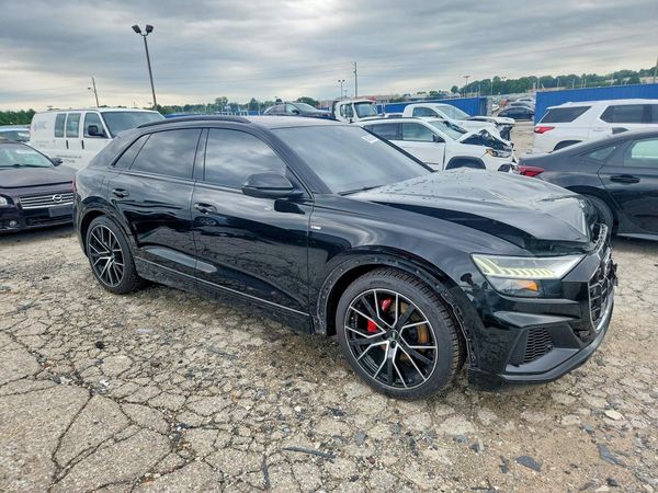 2020 AUDI Q8