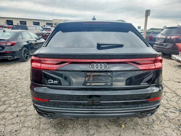 2020 AUDI Q8