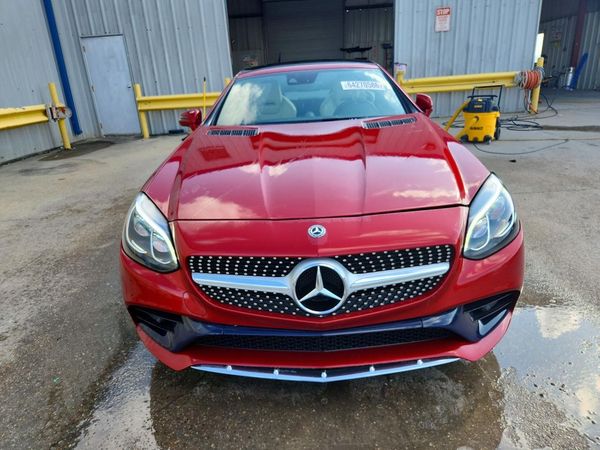 2019 MERCEDES-BENZ SLC