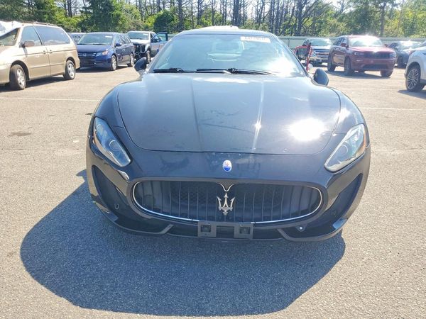 2013 MASERATI GRANTURISMO