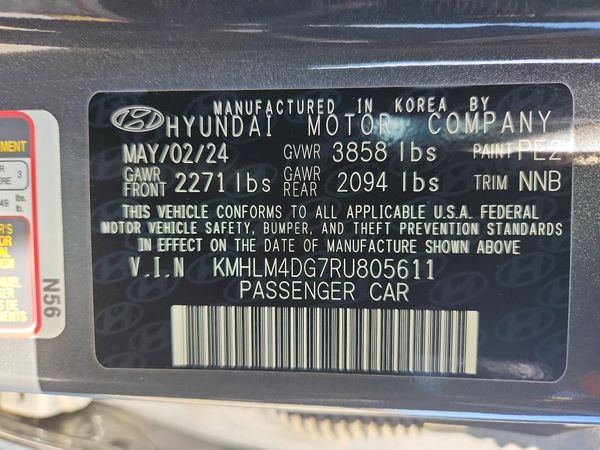 2024 HYUNDAI ELANTRA SEL