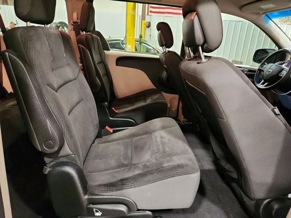 2018 DODGE GRAND CARAVAN SE