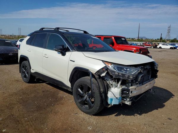 2020 TOYOTA RAV4 XSE HV