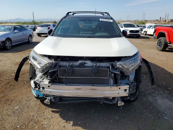 2020 TOYOTA RAV4 XSE HV