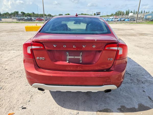 2012 VOLVO S60