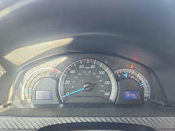 2014 TOYOTA CAMRY