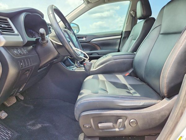 2019 TOYOTA HIGHLANDER SE/XLE