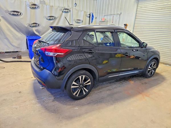 2019 NISSAN KICKS