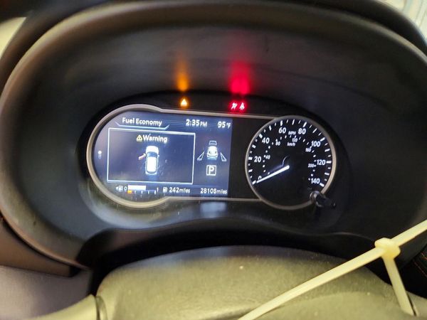 2019 NISSAN KICKS