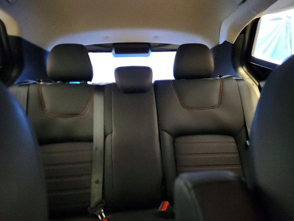 2019 NISSAN KICKS