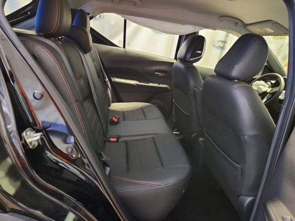 2019 NISSAN KICKS