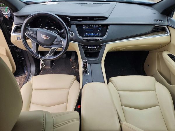 2019 CADILLAC XT5