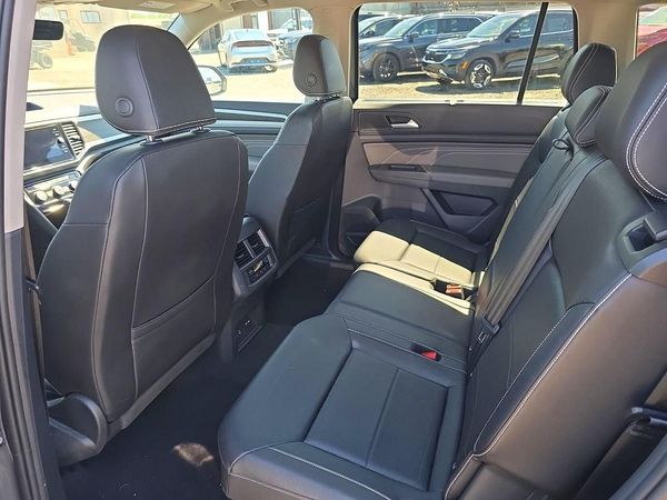 2023 VOLKSWAGEN ATLAS 4Motion SE w/ Tech