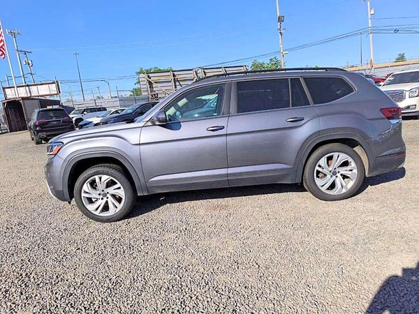 2023 VOLKSWAGEN ATLAS 4Motion SE w/ Tech