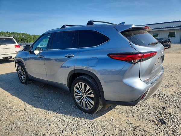 2021 TOYOTA HIGHLANDER