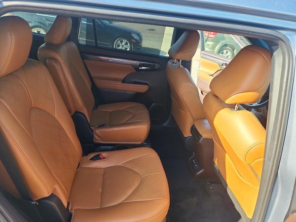 2021 TOYOTA HIGHLANDER