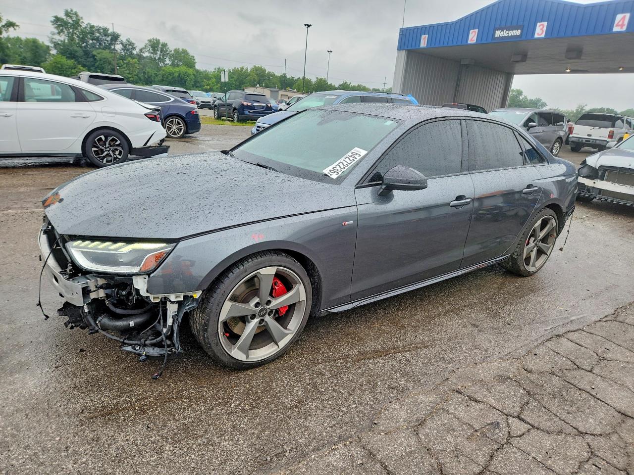 2022 AUDI A4 S Line quattro Prestige
