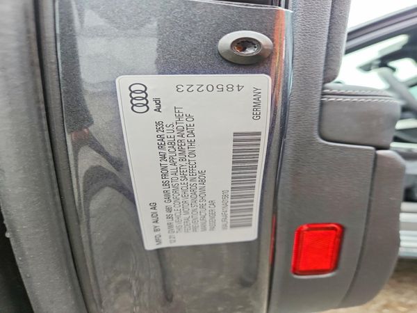 2022 AUDI A4 S Line quattro Prestige