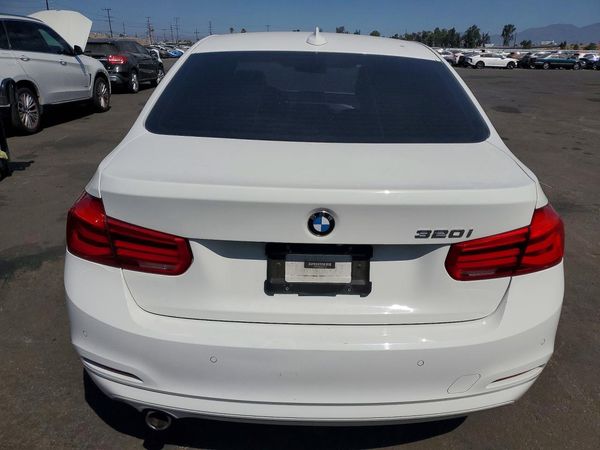 2018 BMW 320