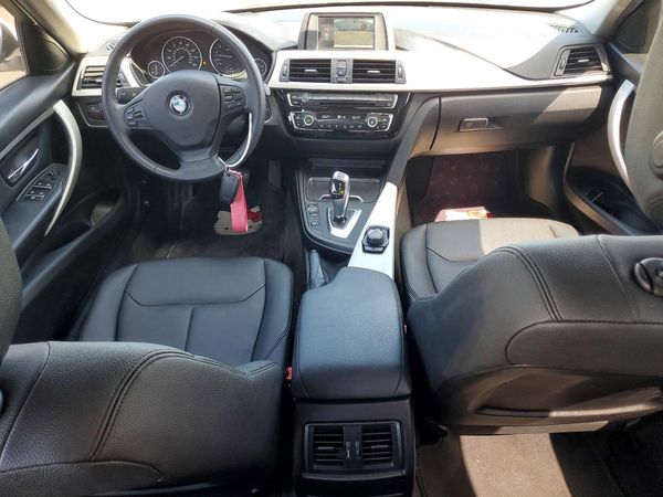 2018 BMW 320