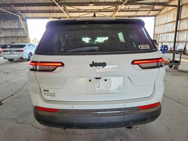 2021 JEEP GRAND CHEROKEE L LAREDO 4X2