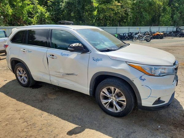 2015 TOYOTA HIGHLANDER