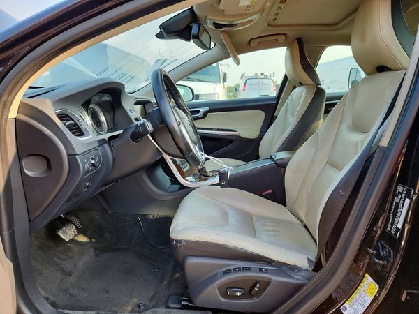 2013 VOLVO S60