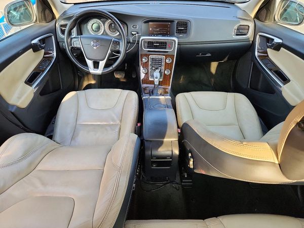 2013 VOLVO S60