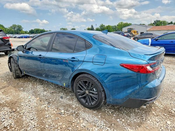 2025 TOYOTA CAMRY