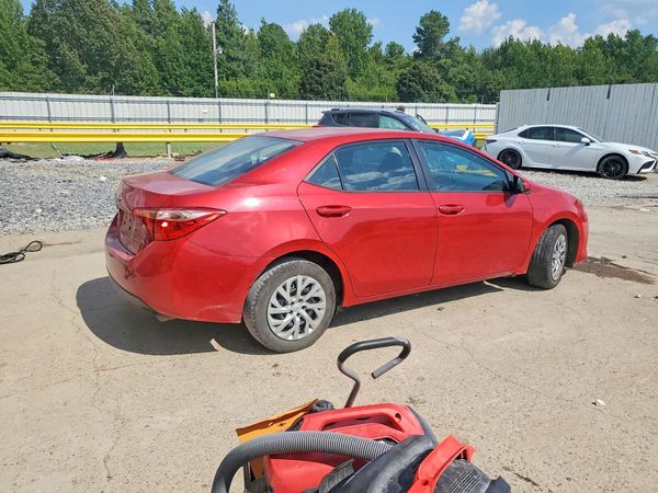 2017 TOYOTA COROLLA