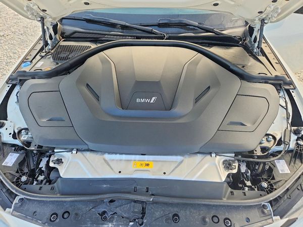 2025 BMW I4 eDrive40