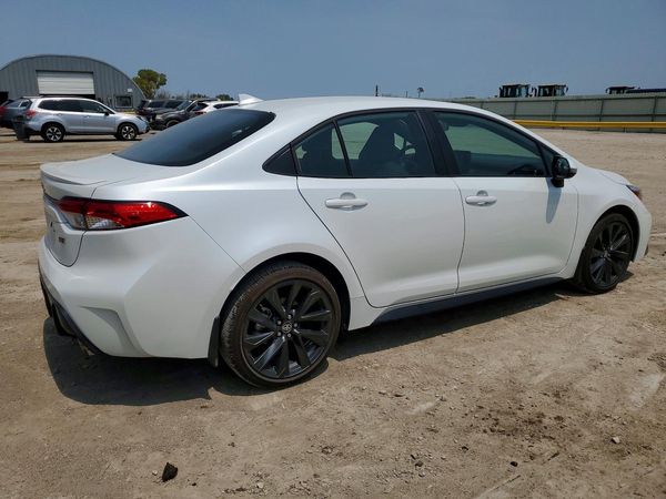 2026 TOYOTA COROLLA