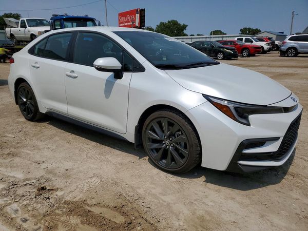 2026 TOYOTA COROLLA