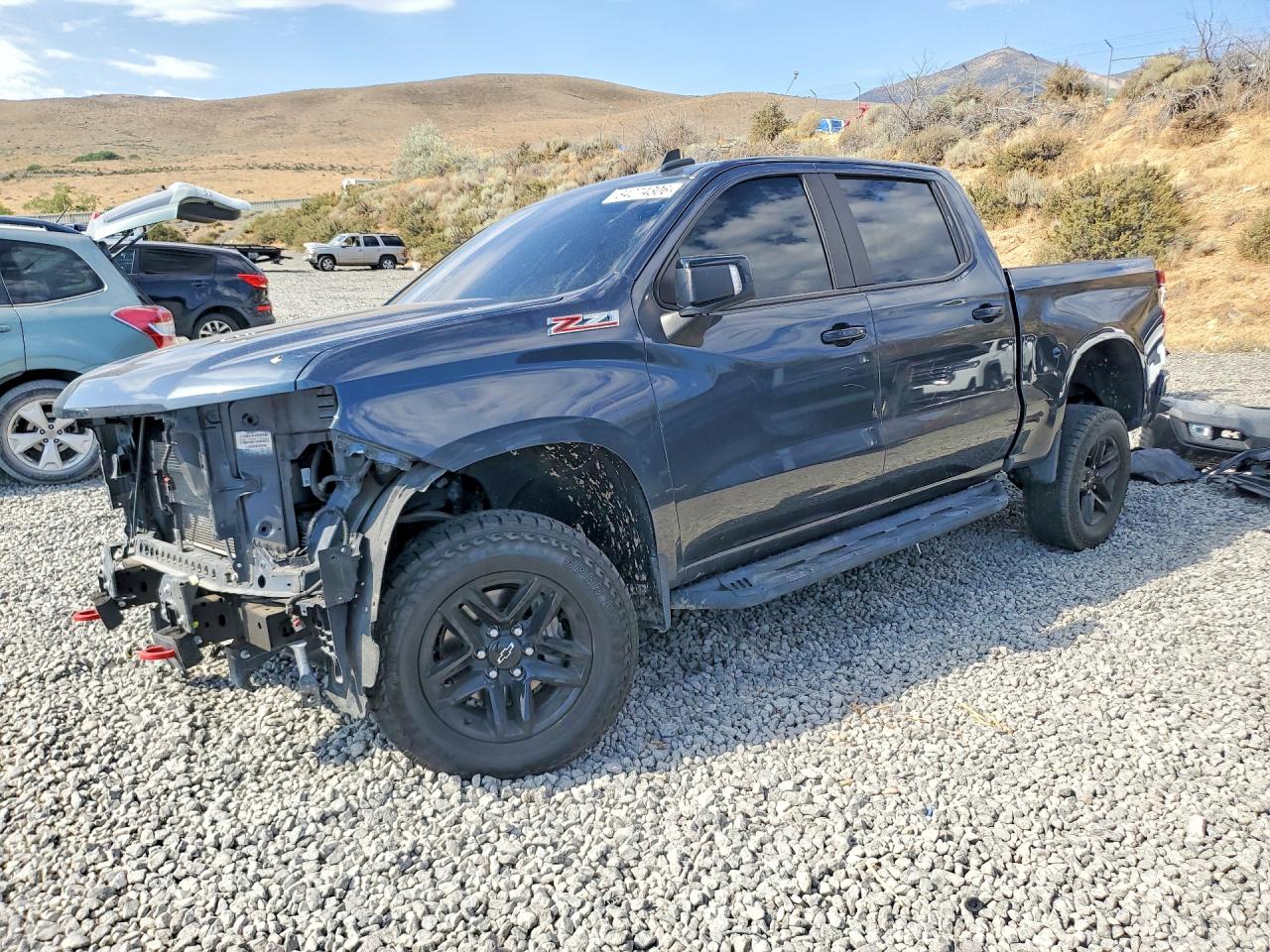 2021 CHEVROLET SILVERADO Trail Boss - LT — Front 3/4