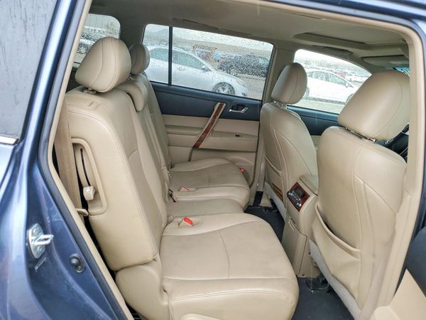 2013 TOYOTA HIGHLANDER Base/Hybrid